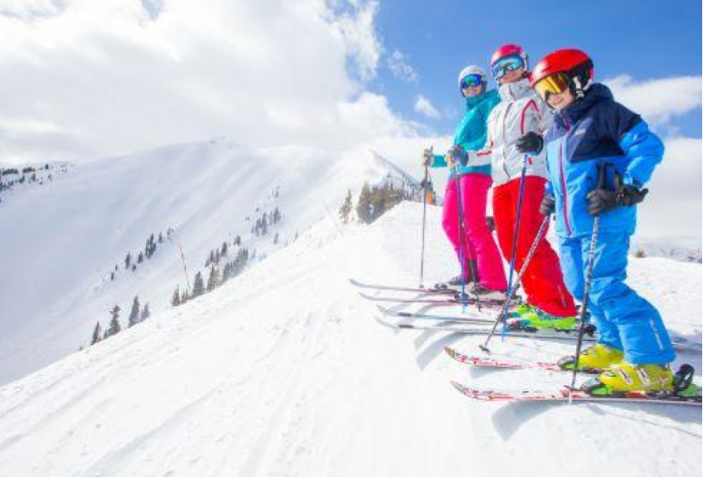 What is the best weather for skiing Riverfont Village Avon